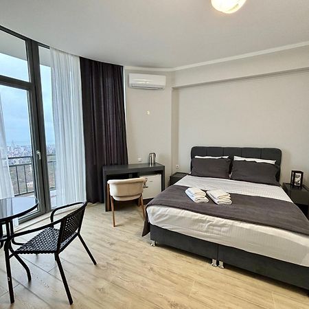 Hillside Inn Батуми Экстерьер фото
